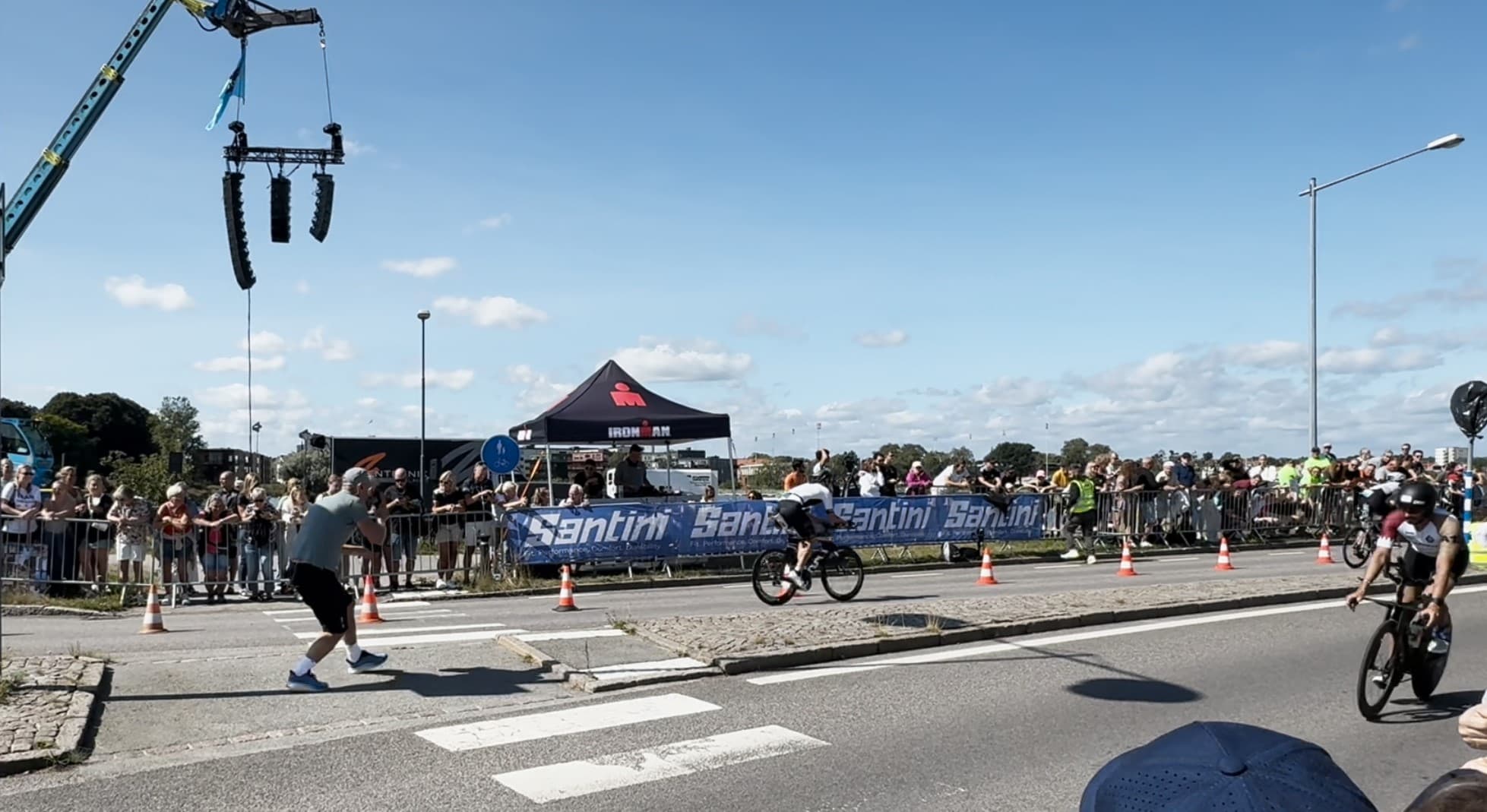 DJ at Ango roundabout during Ironman Kalmar